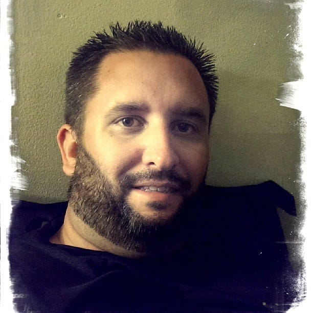 Playing with some effects on my #HTCOne #selfie #android #notiphone Post image