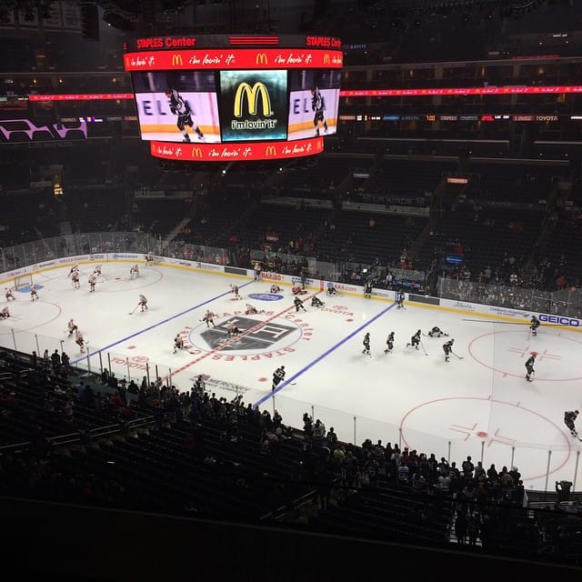 So this is how to Hockey. #Kings Post image