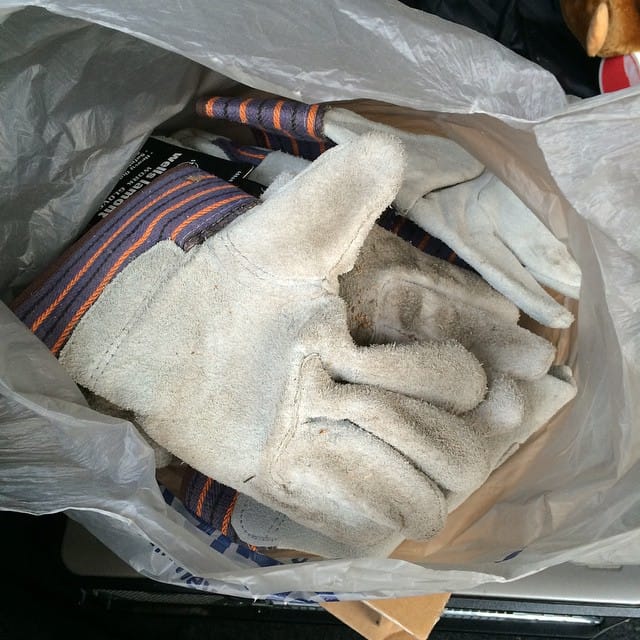 Gloves to knock out a community project before it rains. #evfreefullerton #evfreerooted #ocunited Post image
