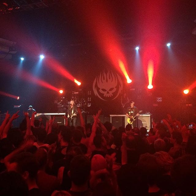 The Offspring finishing up their set Post image