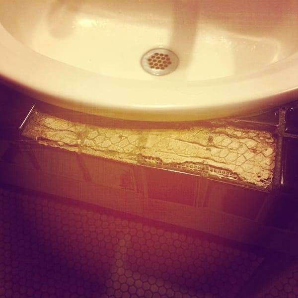 "Broken" sink #365