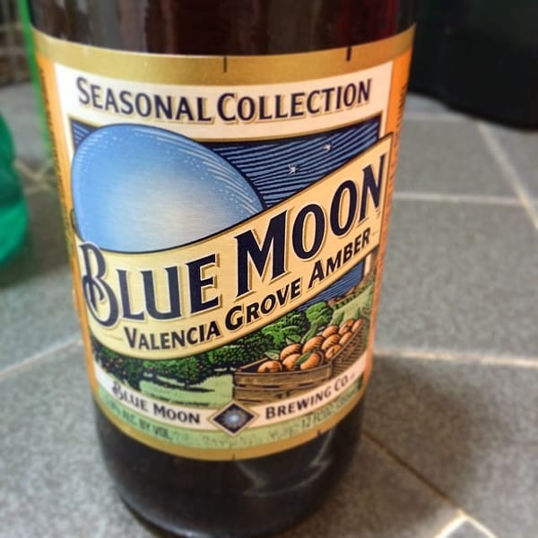 To"NIGHT" Blue Moon - Valencia Grove Amber 5.9. Great beer, smooth taste and a hint of citrus. #beer #365