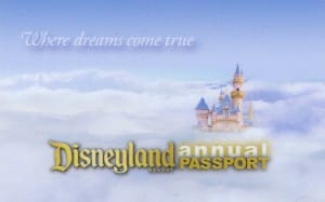 Disneyland 2010 and 2011 Deluxe Blockout dates in iCal, XML and HTML formats. Feature image