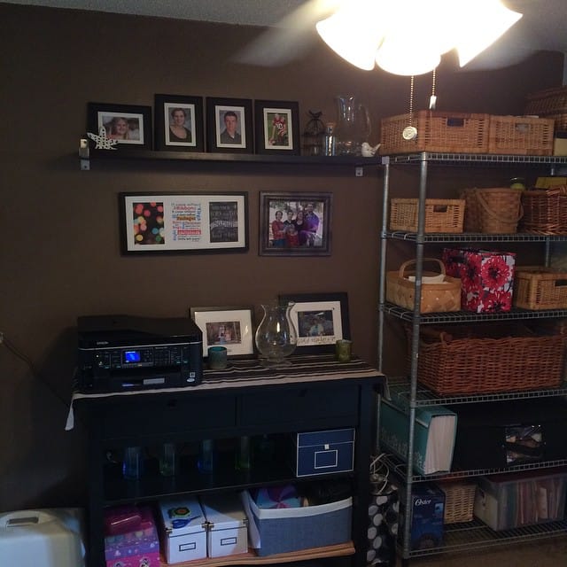 Just put all the stuff back after painting, looks nice now! Feature image